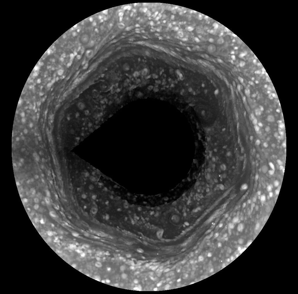 Imagem real do hexágono polar de Saturno